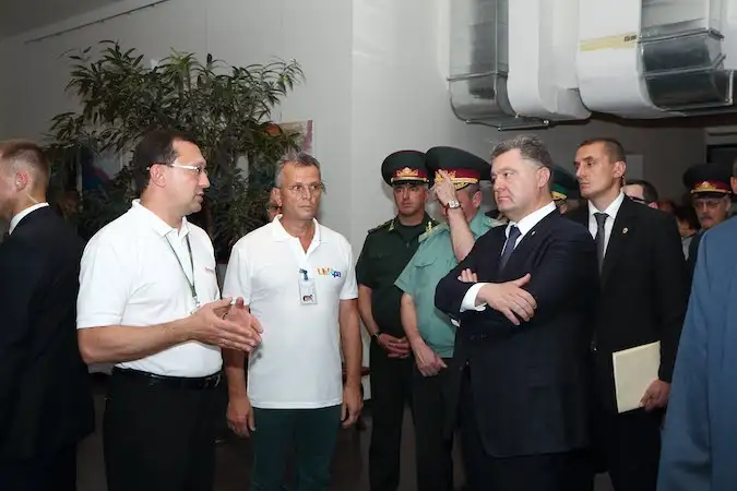 Ageev, Poroshenko, datacenter de novo