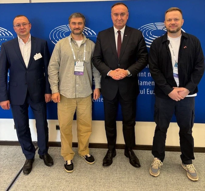 Делегація представників українських хмарних операторів